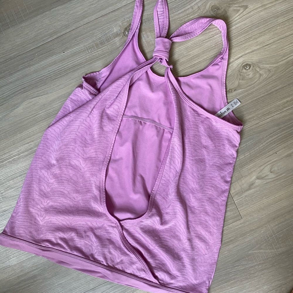 Open Back Workout Tank - Picture 3 of 3